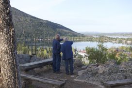 Warren Brothers on The Point